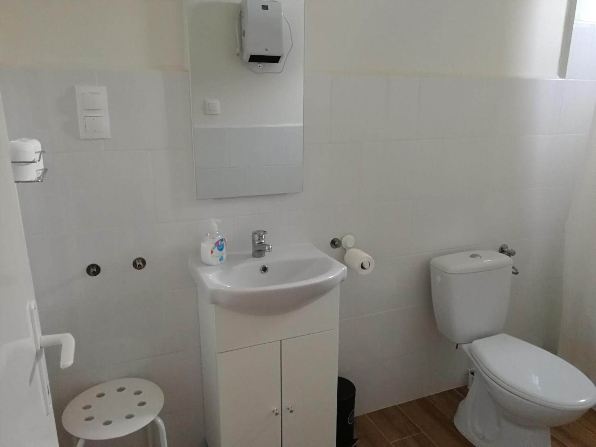 Zsuzsanna Vendeghaz Hotell Gyomaendrőd Exteriör bild